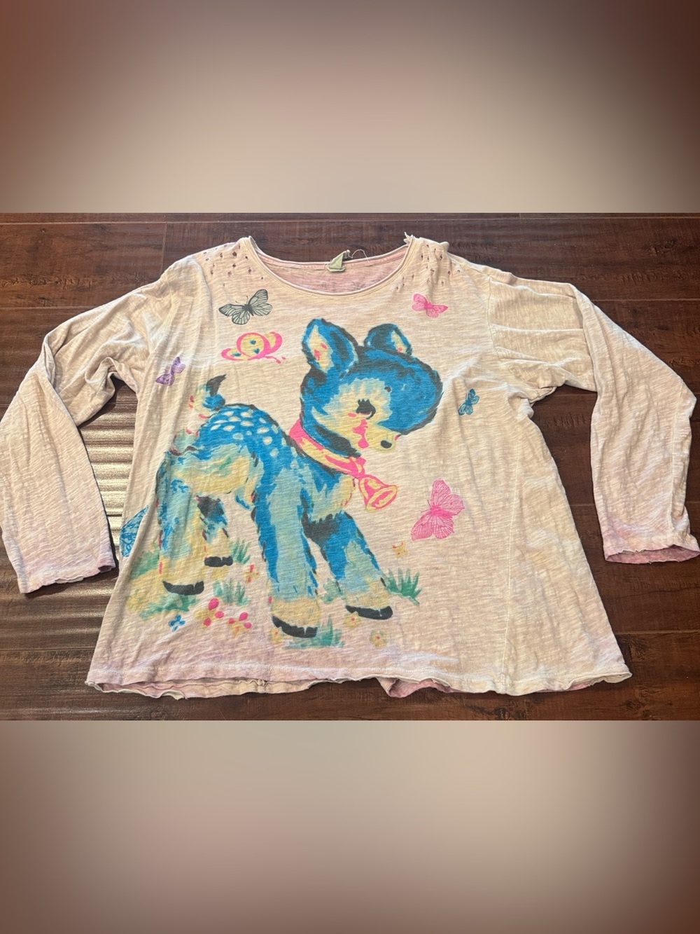 Magnolia Pearl Blue Deer Long Sleeve Tee, Like New!! - Picture 6 of 6